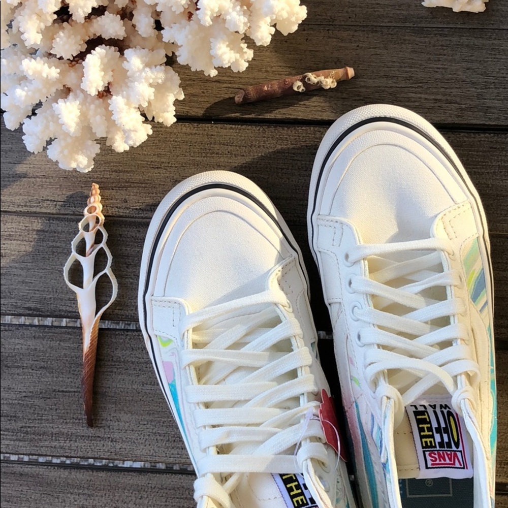 🌴🌼VANS-TIE DYED HIGH TOPS🌼🌴 - Picture 6 of 11